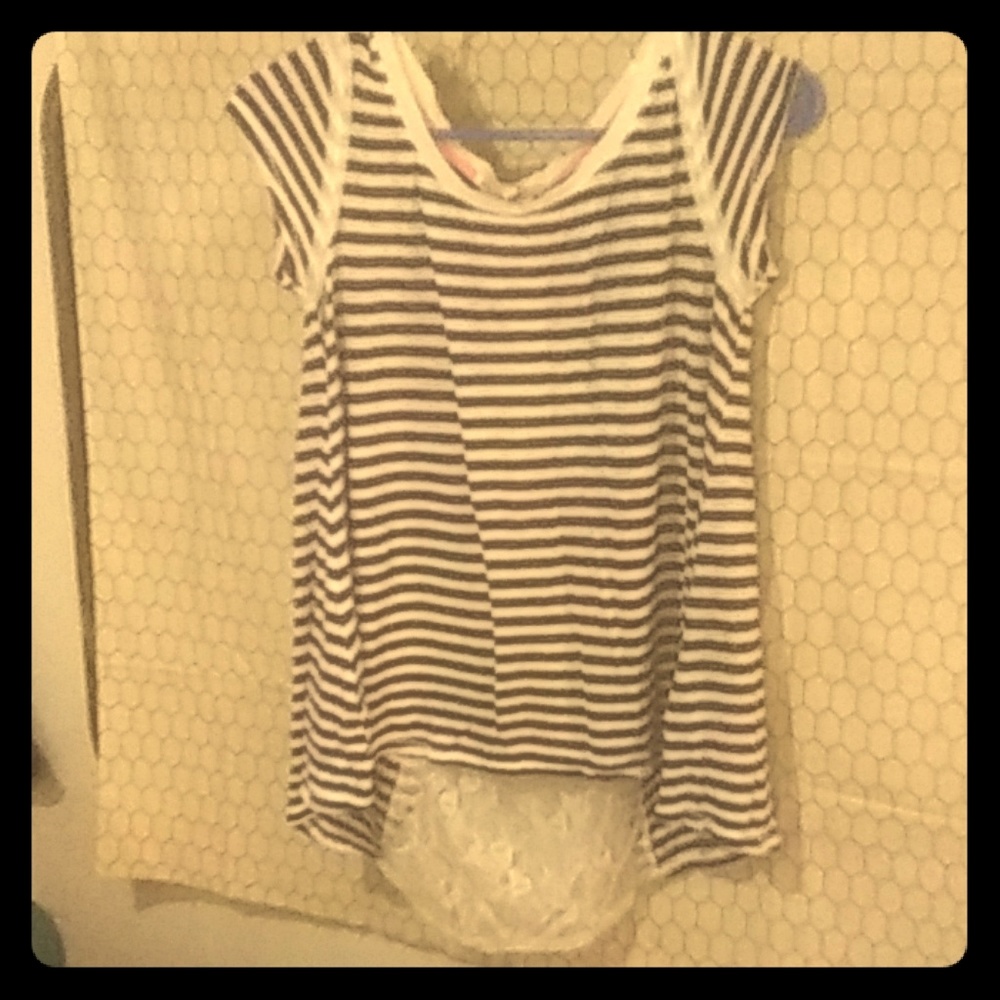 Short sleeve shirt